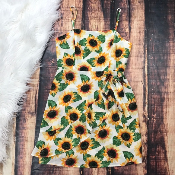 Twang Boutique Dresses & Skirts - << Sunflower Wrap Bow Sun Dress Floral >>